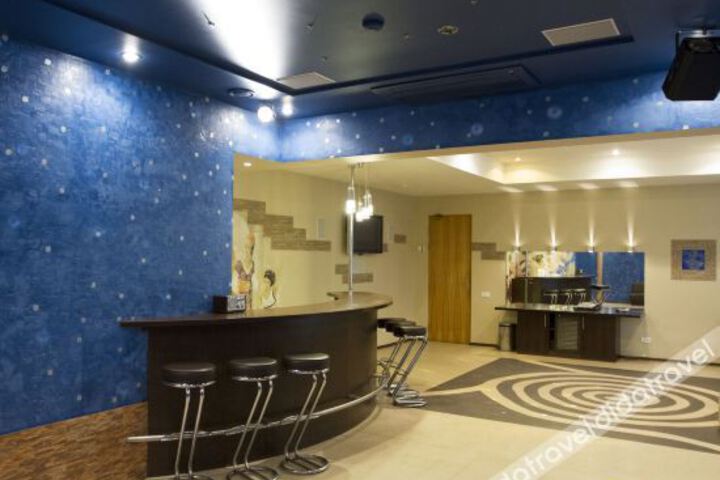 Hotel Interior 8 of 22