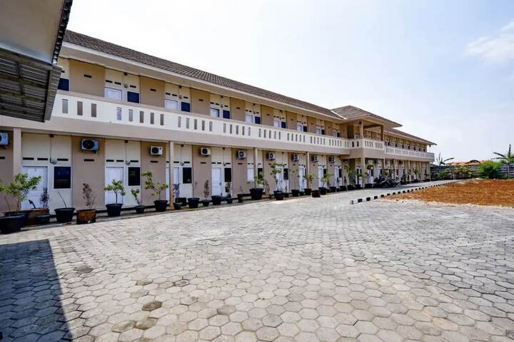 Hotel O Pondok Zamzam Near Taman Arung Palakka Bone