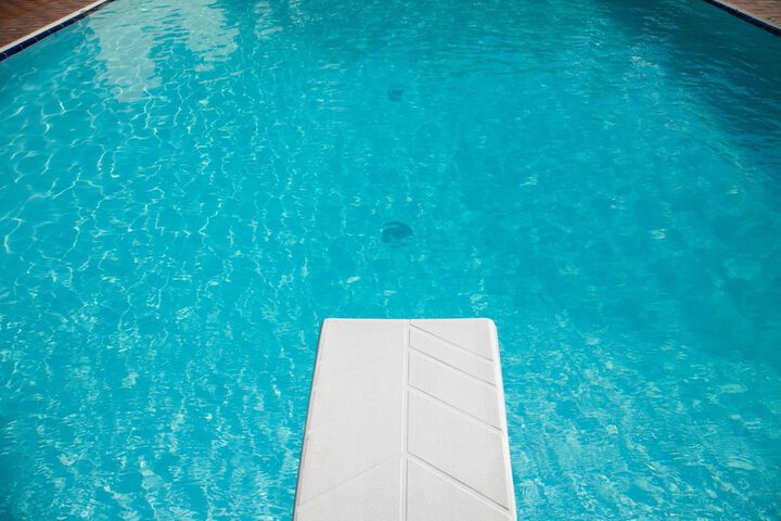 Pool 21 of 39