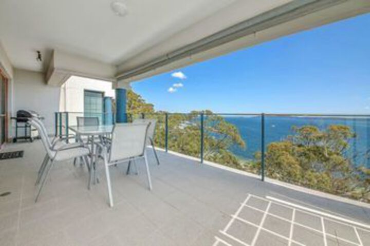 Terrace/Patio 2 of 19