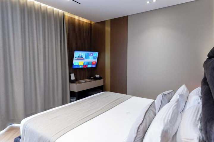 Room 142 of 265