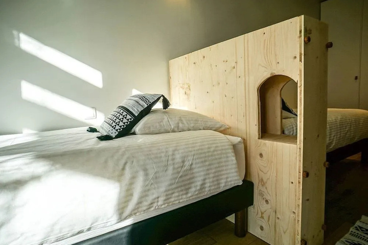 guest_rooms