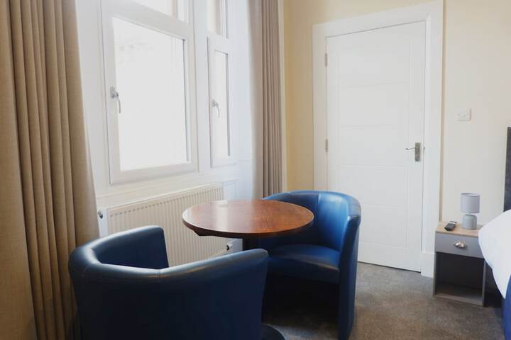 Room 16 of 63