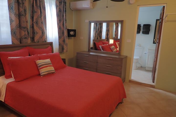 Room 22 of 83