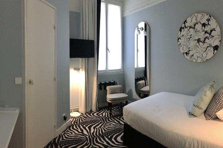 Room 14 of 20