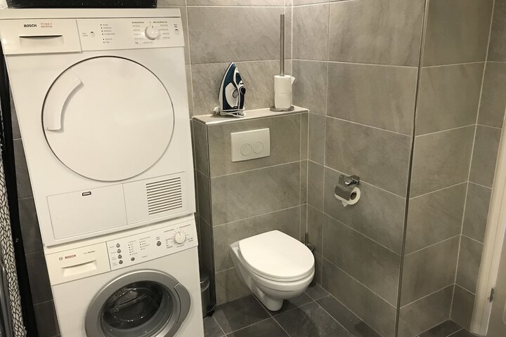 Room 14 of 38