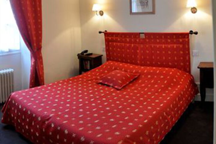 Room 16 of 46