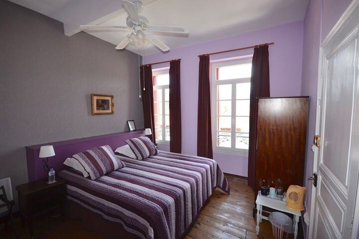 Room 4 of 43