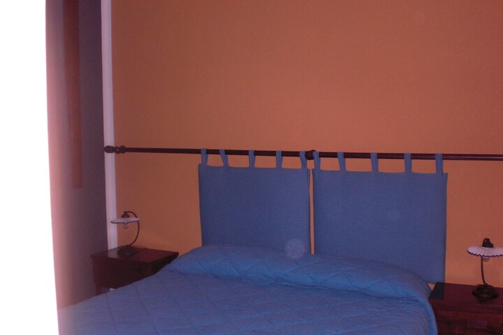 Room 6 of 35