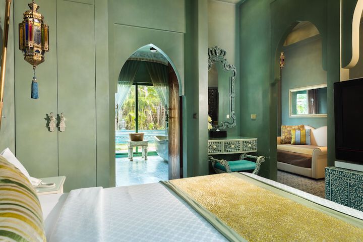Room 21 of 150