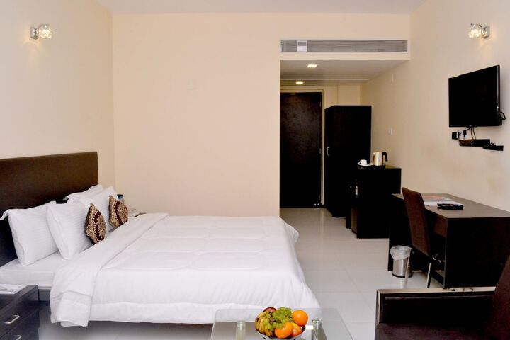 Room 3 of 11