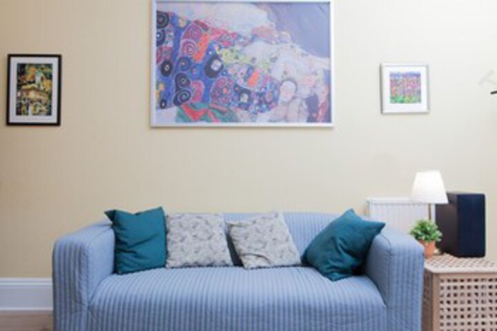 Room 12 of 30