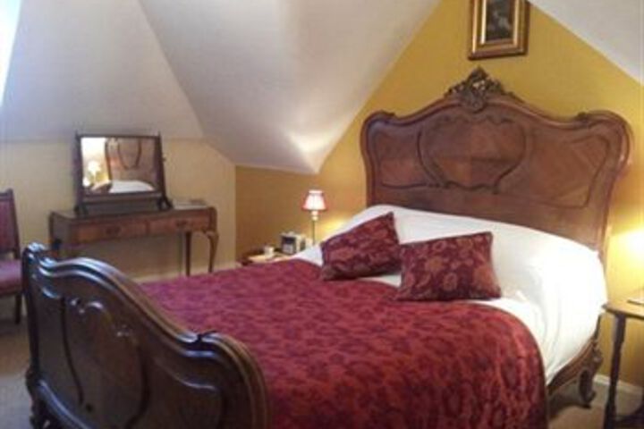 Room 11 of 23