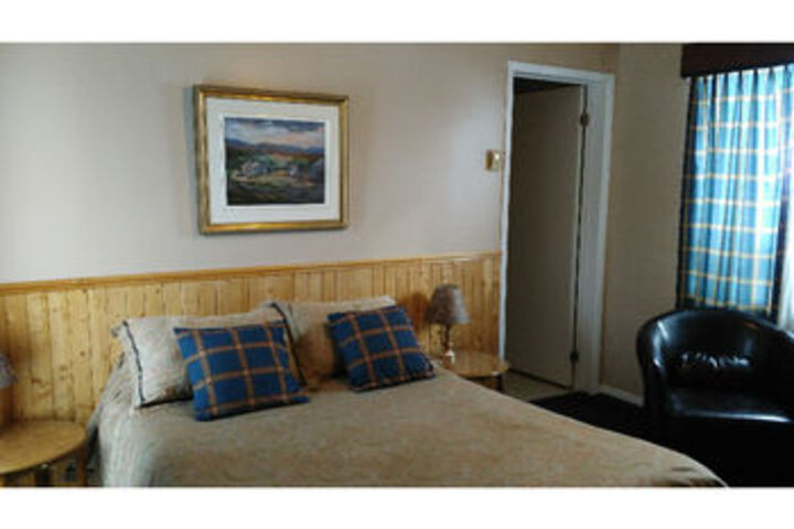 Room 21 of 32