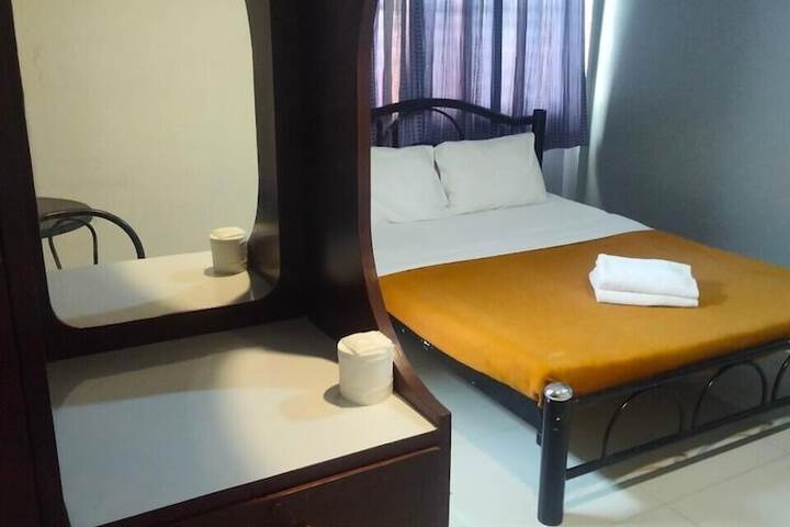 Room 18 of 47