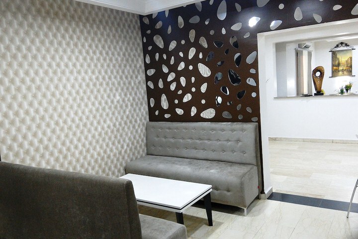 Hotel Interior 5 of 23
