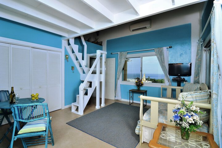 Room 11 of 23
