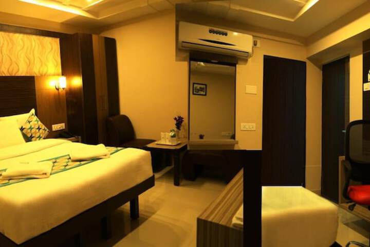Room 12 of 39