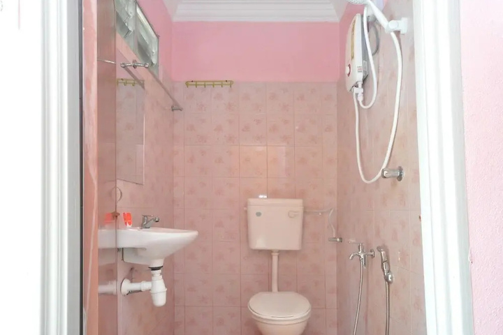 Room 7 of 15