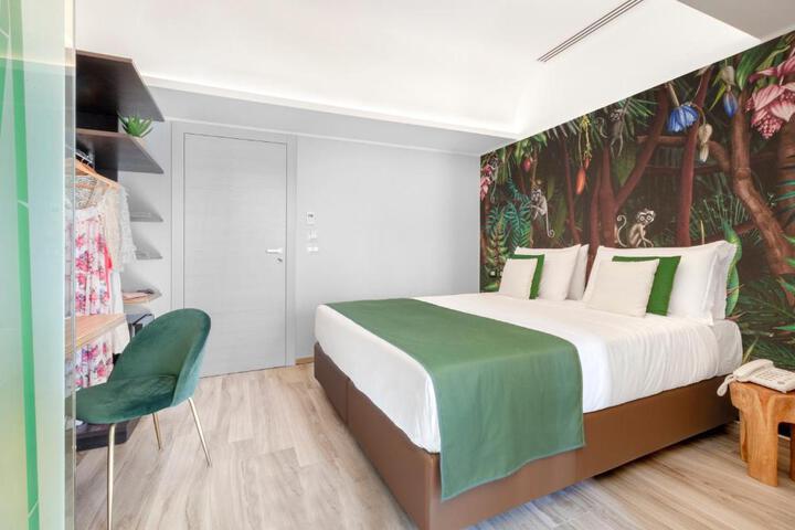 General 11 of 42