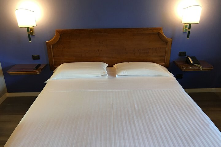 Room 58 of 110