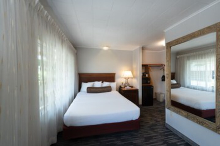 Room 46 of 549