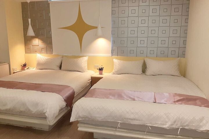 Room 27 of 60