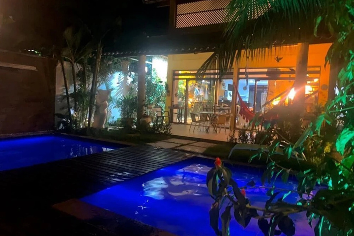Pool 14 of 25
