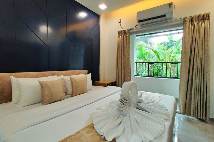 Room 14 of 27