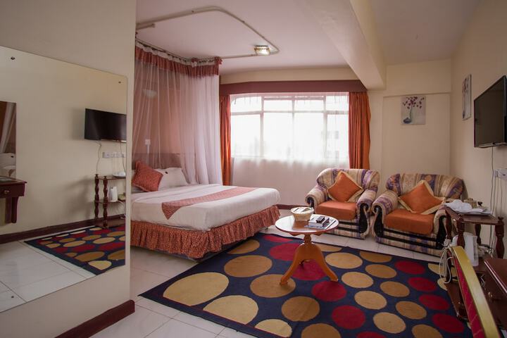 Room 10 of 60