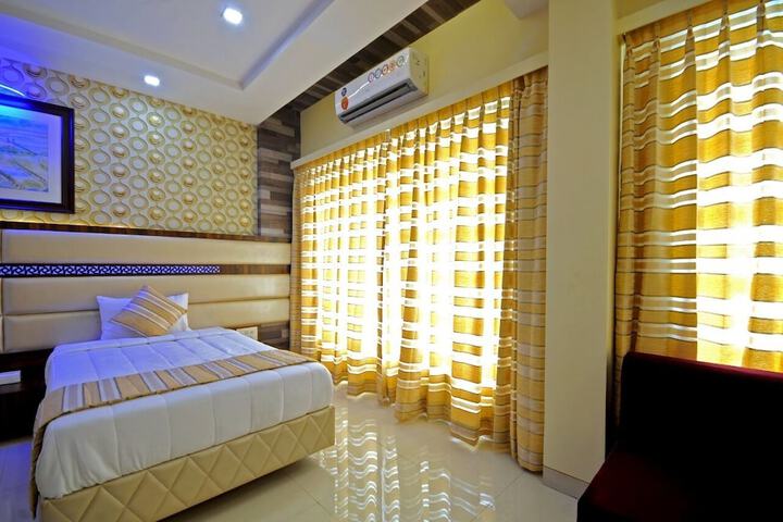 Room 3 of 34