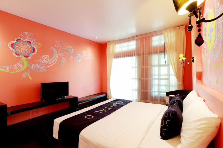Room 27 of 49