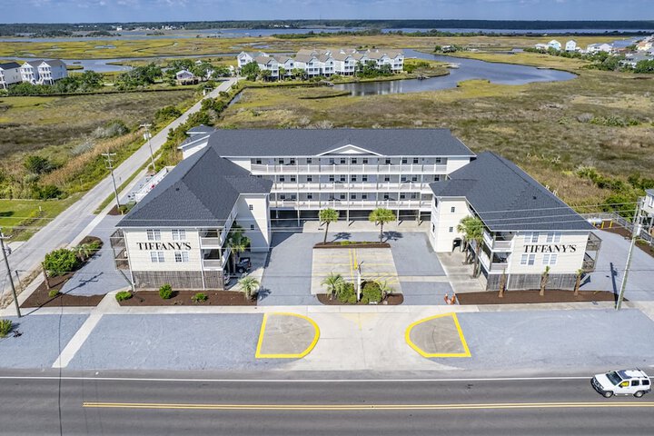 Tiffanys Motel & Condos