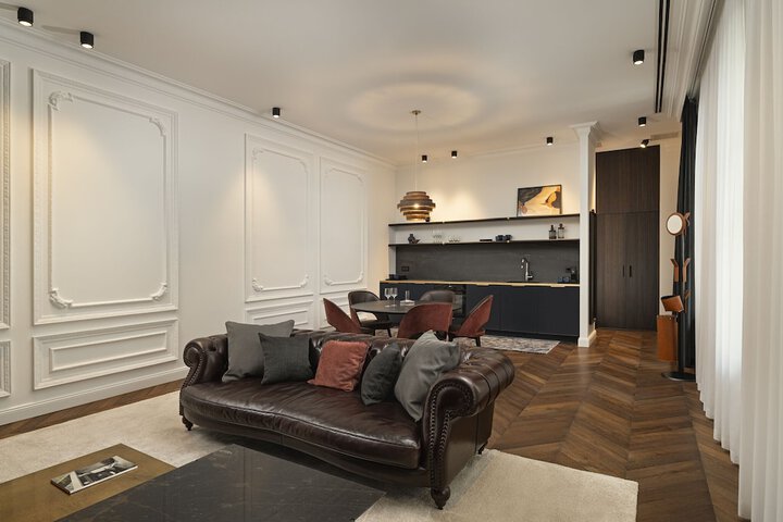 Room 11 of 51