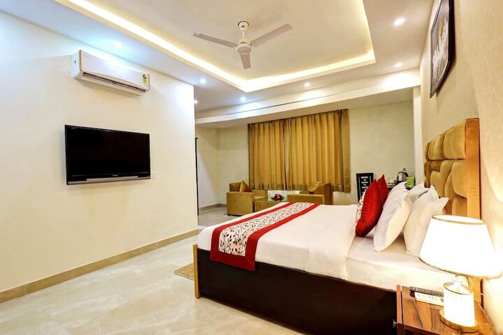 Room 19 of 43
