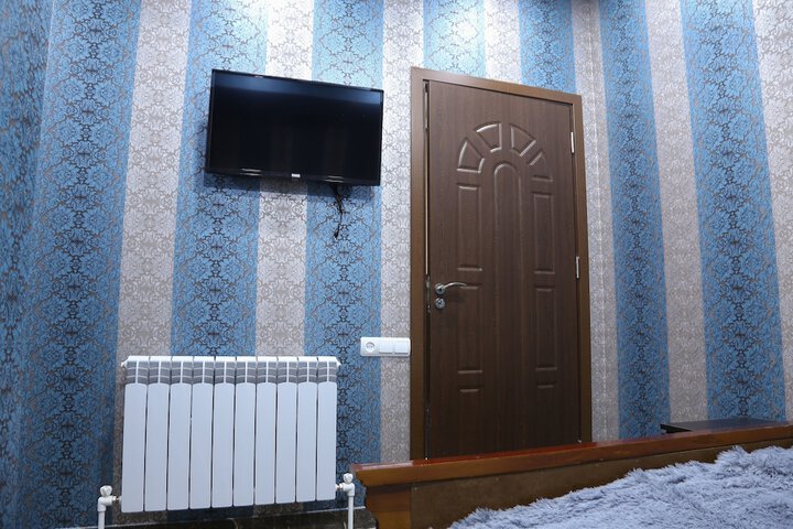 Room 12 of 30