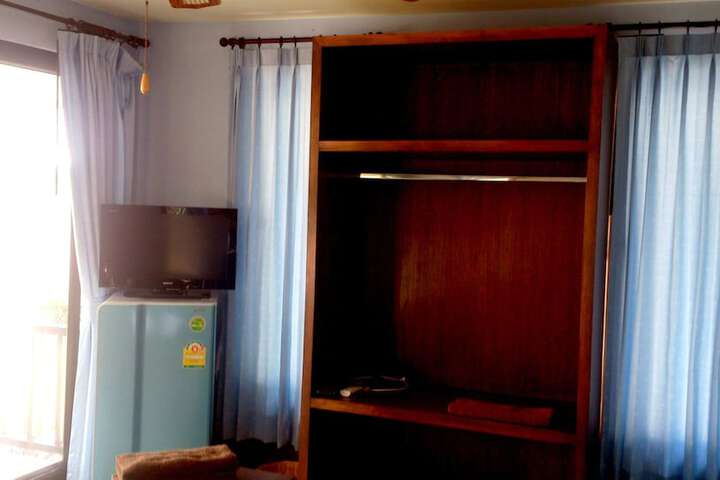 Room 20 of 37