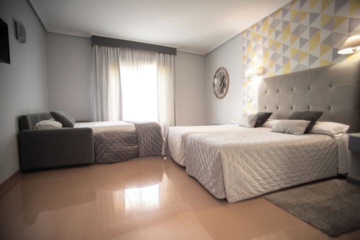 Room 40 of 74