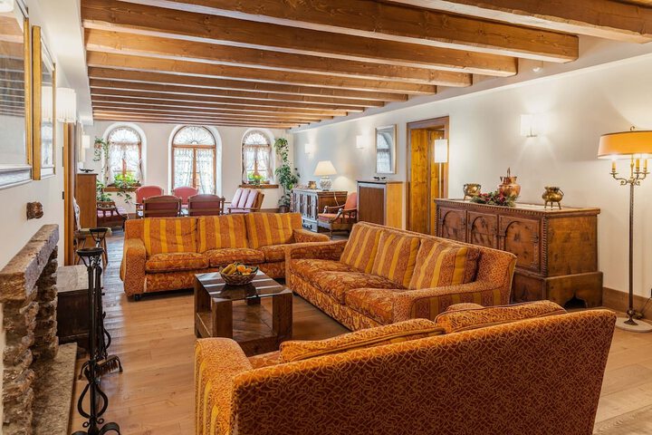 Hotel Interior 2 of 41