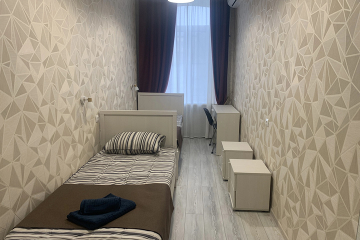 Room 32 of 37
