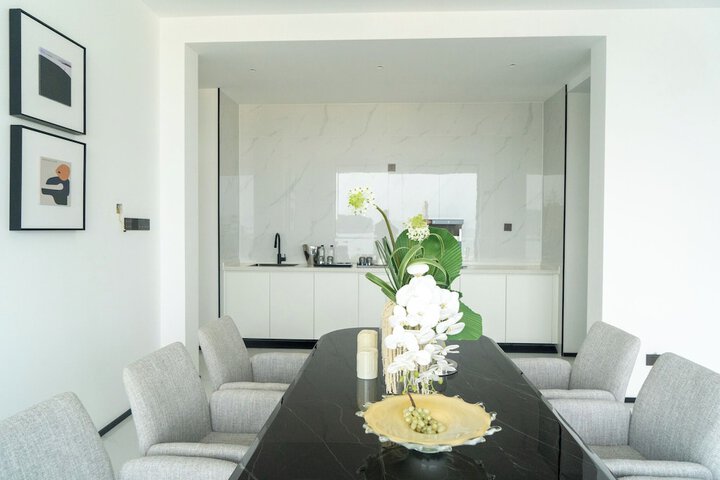 Room 45 of 163