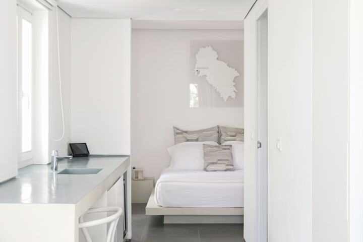 Room 62 of 283