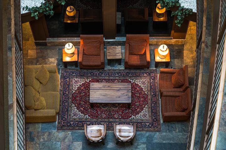 Entrance & Lobby