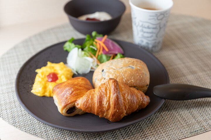 Breakfast/Coffee Service 56 of 65