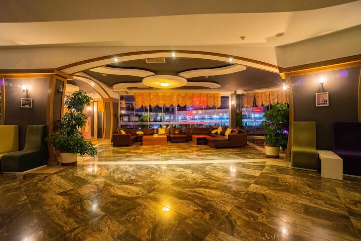 Hotel Interior 4 of 170