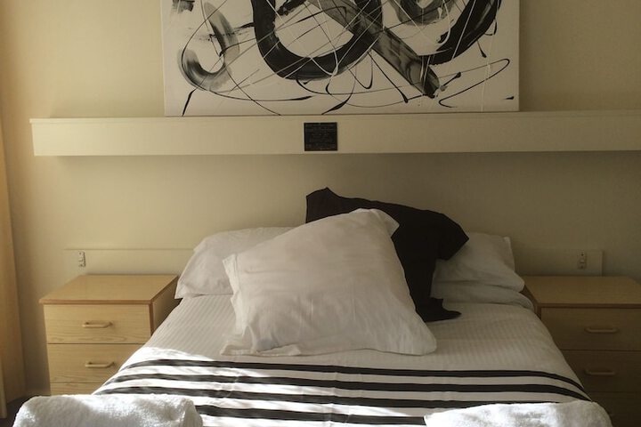 Room 8 of 67