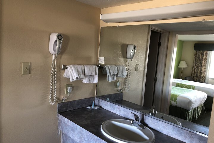 Room 14 of 26
