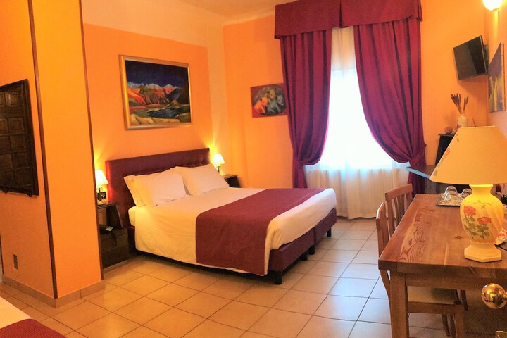 Room 3 of 51