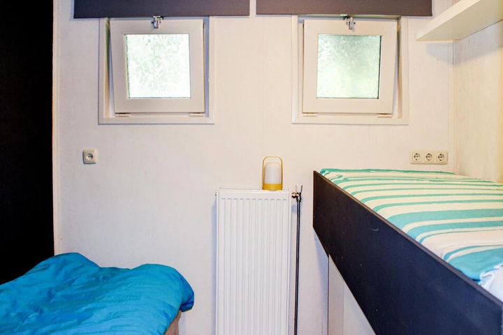 Room 4 of 11