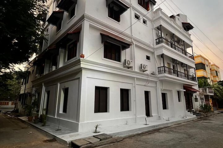 Hotel 16 of 16